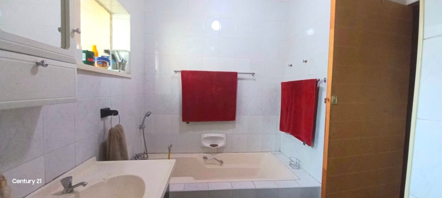 3 Bedroom Property for Sale in Brenthurst Gauteng