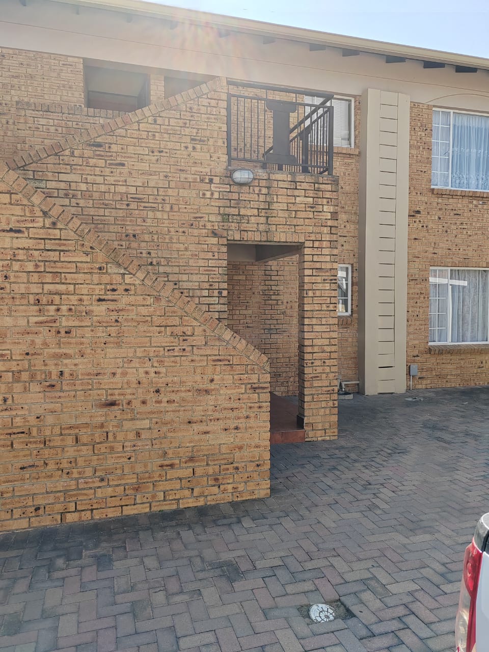 2 Bedroom Property for Sale in Sonneveld Gauteng