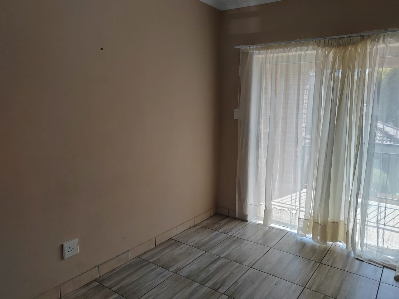 2 Bedroom Property for Sale in Sonneveld Gauteng