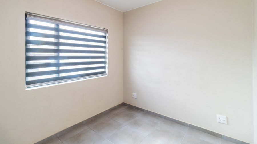 2 Bedroom Property for Sale in Vorna Valley Gauteng