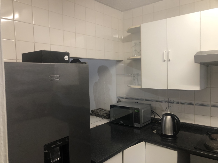 2 Bedroom Property for Sale in Sunninghill Gauteng