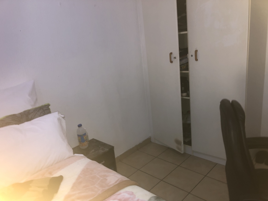 2 Bedroom Property for Sale in Sunninghill Gauteng