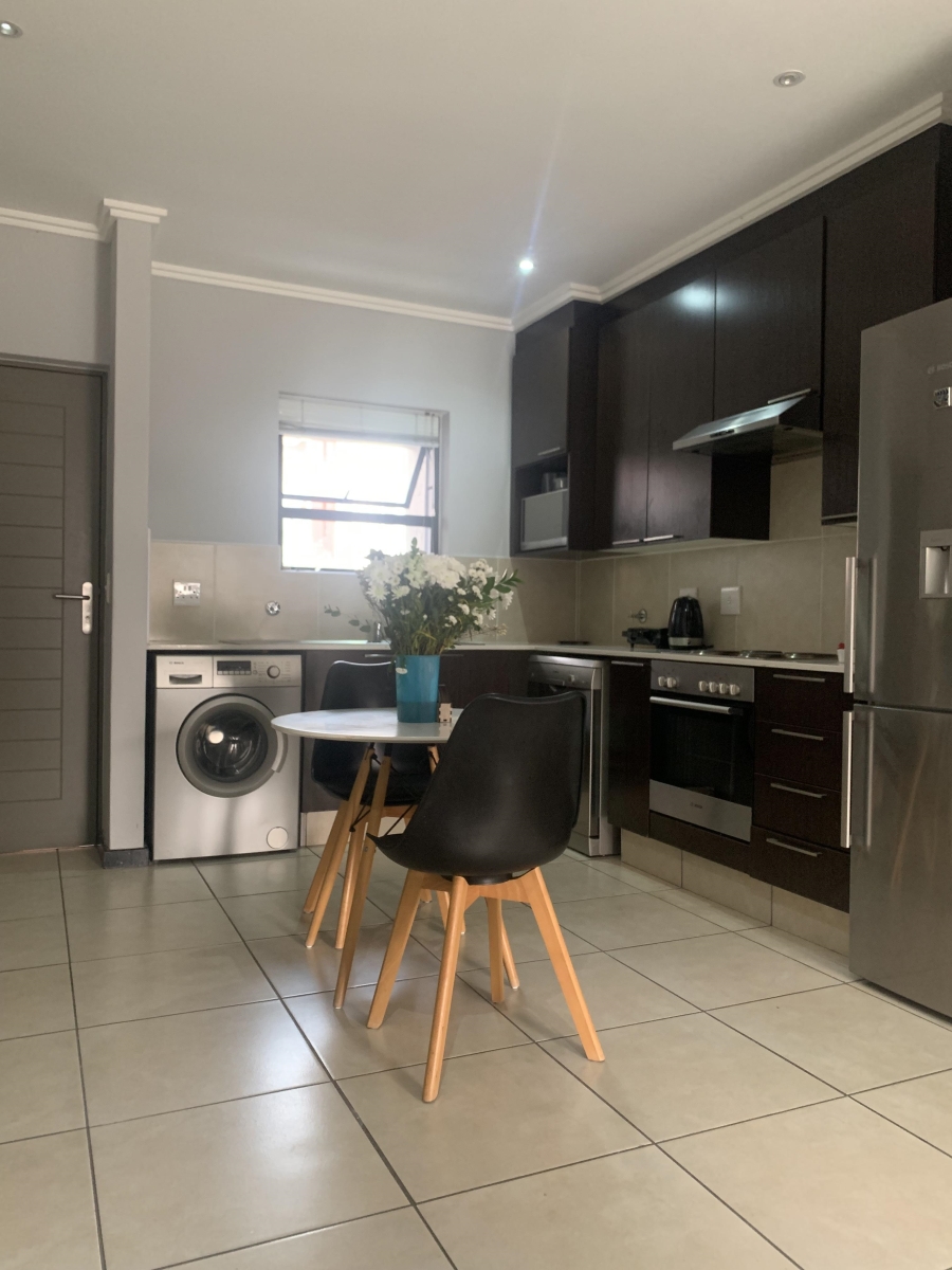 2 Bedroom Property for Sale in Barbeque Downs Gauteng