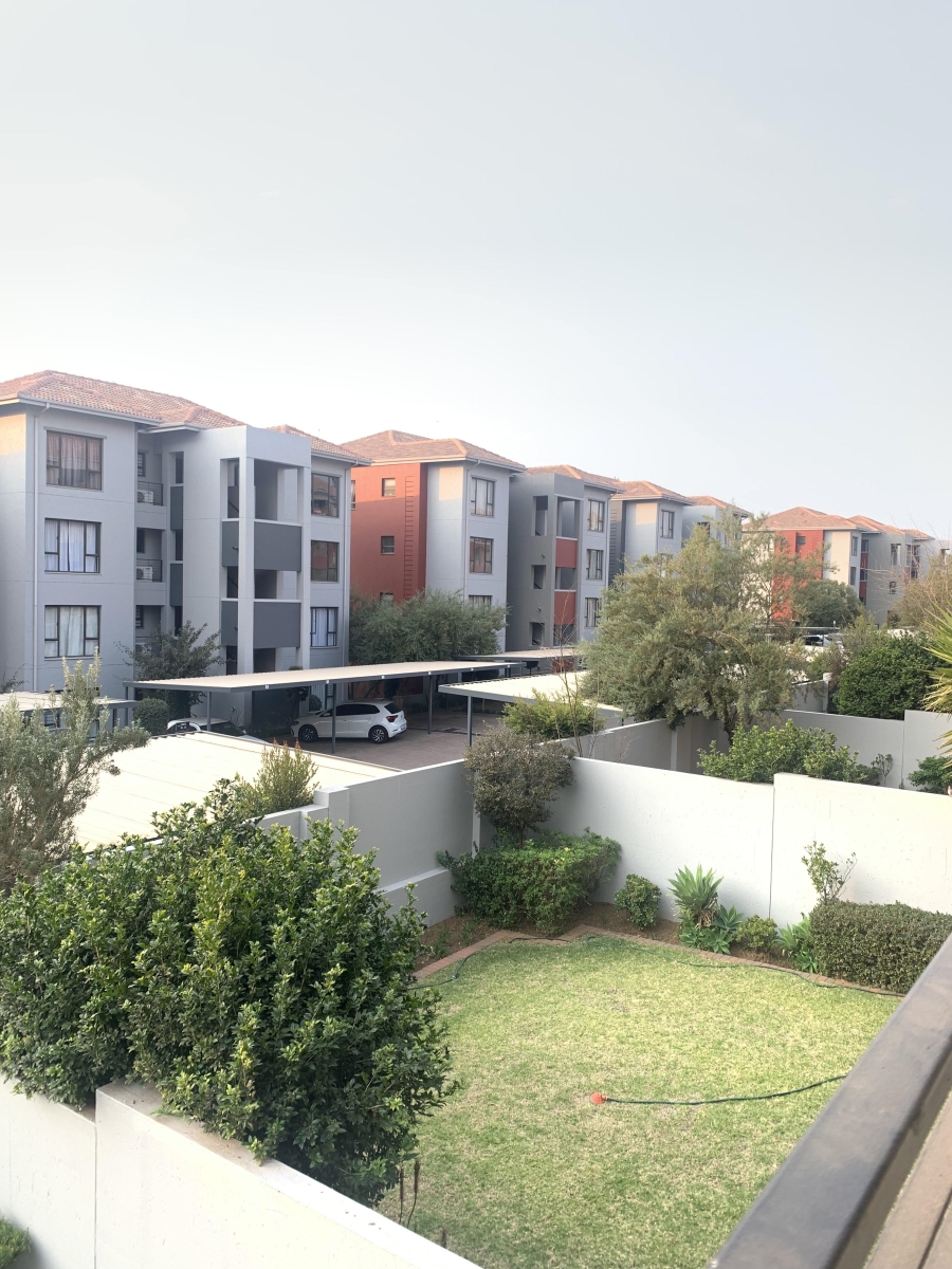 2 Bedroom Property for Sale in Barbeque Downs Gauteng