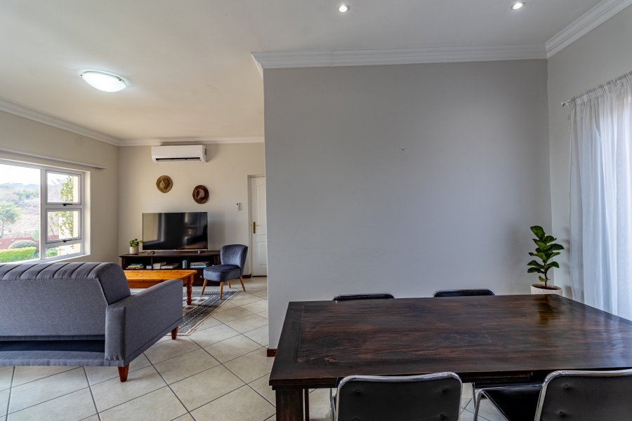 To Let 2 Bedroom Property for Rent in Mooikloof Equestrian Estate Gauteng