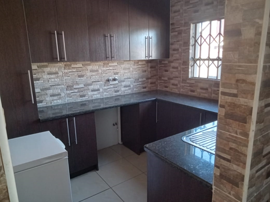 3 Bedroom Property for Sale in Noldick Gauteng