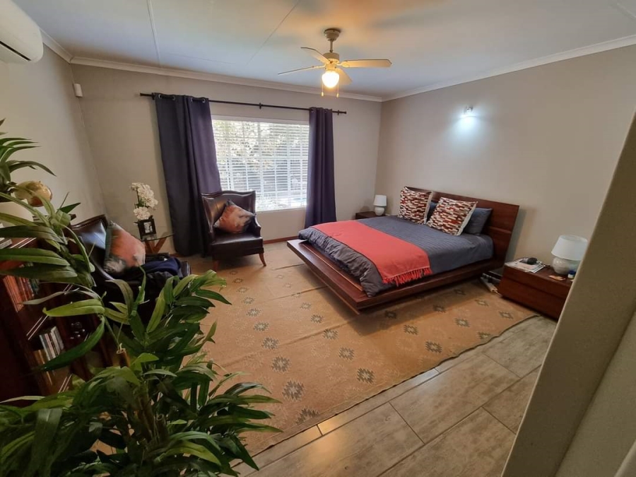 3 Bedroom Property for Sale in Faerie Glen Gauteng