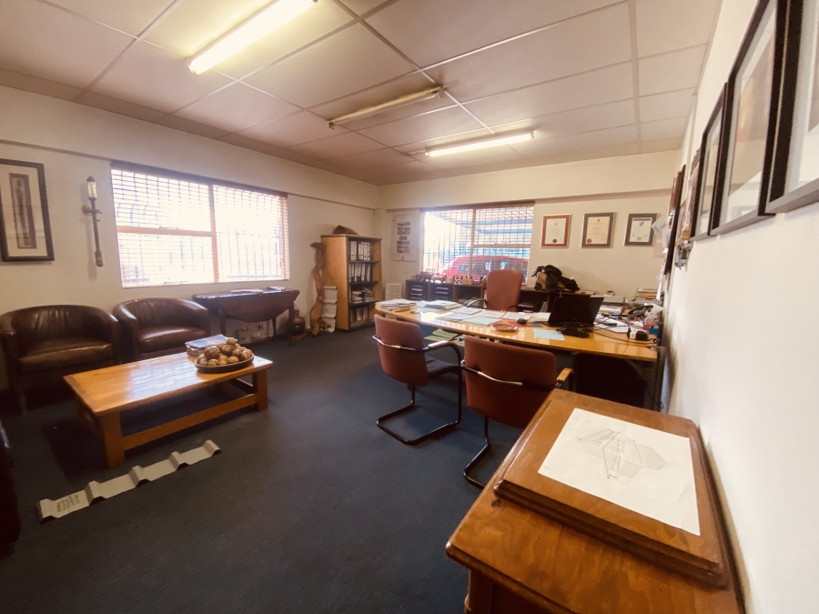 To Let commercial Property for Rent in Spartan Gauteng