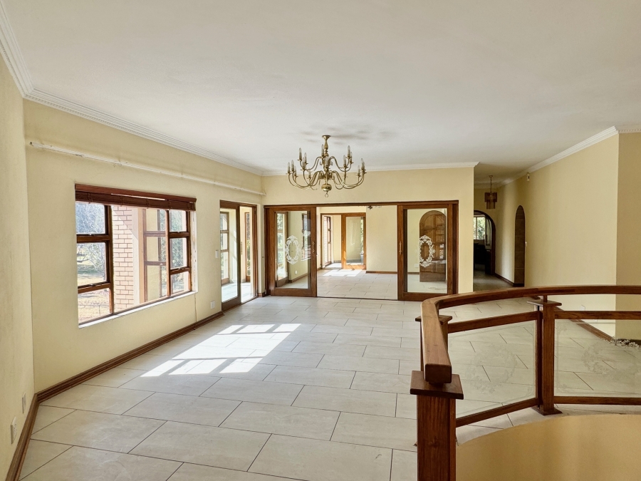 4 Bedroom Property for Sale in Woodhill Estate Gauteng