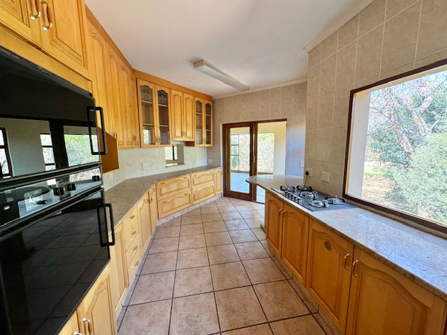 4 Bedroom Property for Sale in Woodhill Estate Gauteng