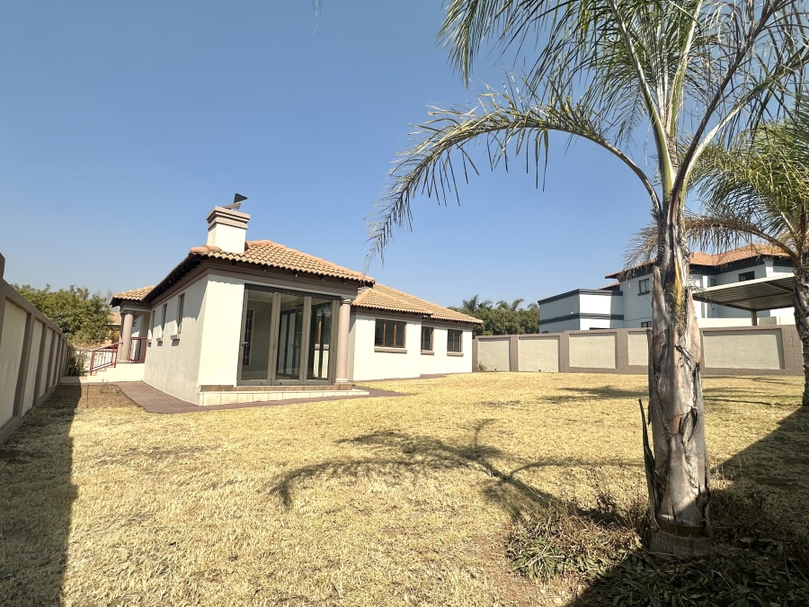 3 Bedroom Property for Sale in Thatchfield Estate Gauteng