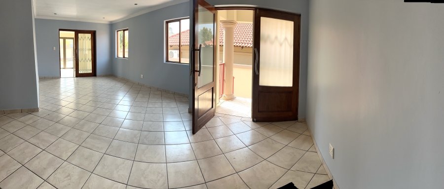 3 Bedroom Property for Sale in Thatchfield Estate Gauteng