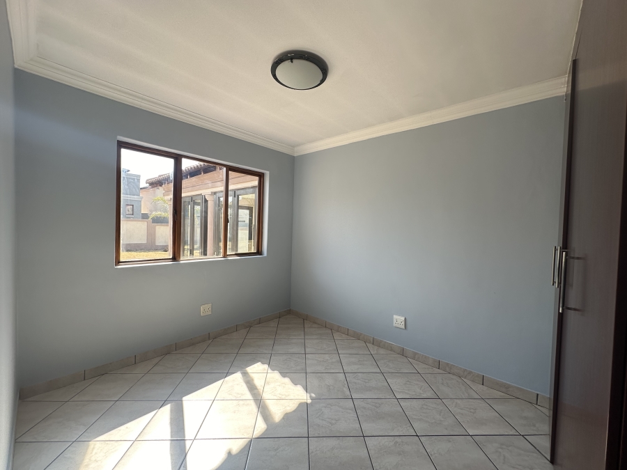 3 Bedroom Property for Sale in Thatchfield Estate Gauteng