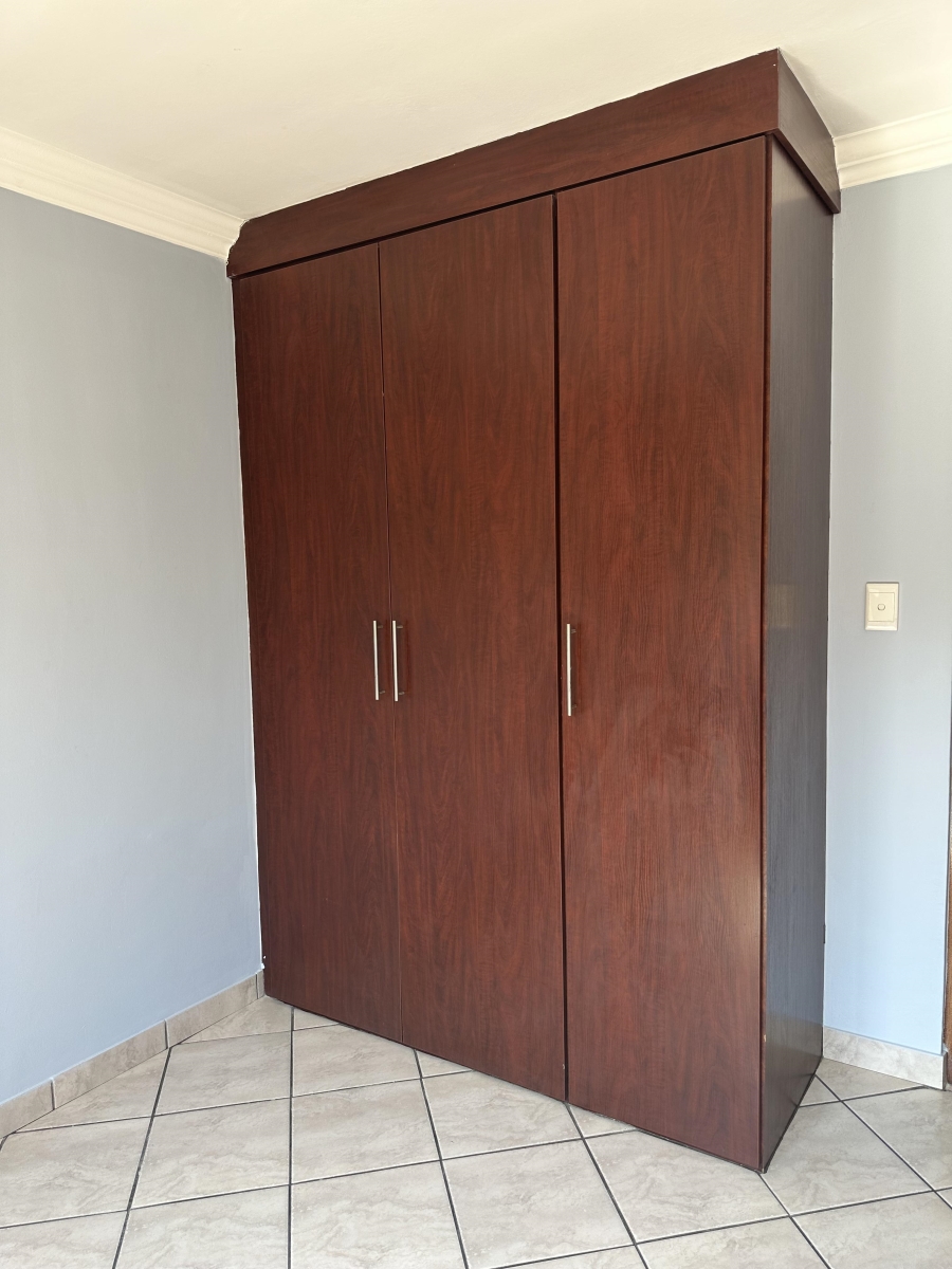 3 Bedroom Property for Sale in Thatchfield Estate Gauteng