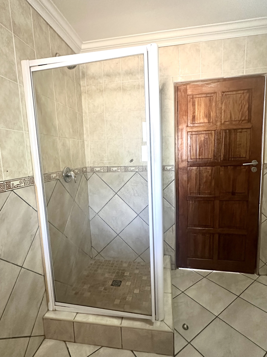 3 Bedroom Property for Sale in Thatchfield Estate Gauteng