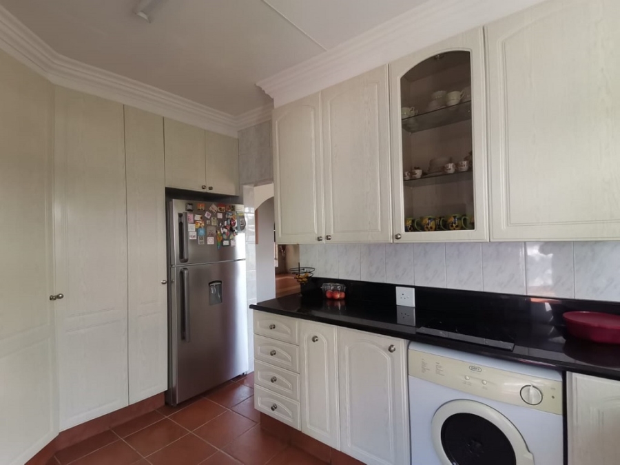 3 Bedroom Property for Sale in Brackenhurst Gauteng