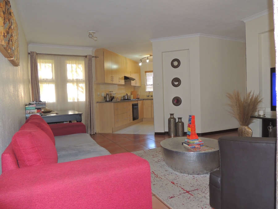 2 Bedroom Property for Sale in Little Falls Gauteng