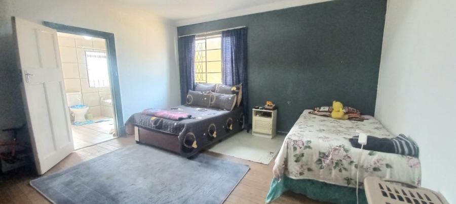 6 Bedroom Property for Sale in Brakpan Central Gauteng