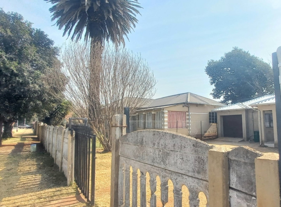 6 Bedroom Property for Sale in Brakpan Central Gauteng