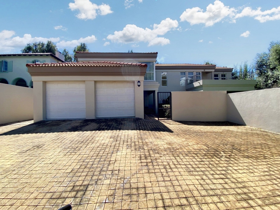 4 Bedroom Property for Sale in Dainfern Valley Gauteng