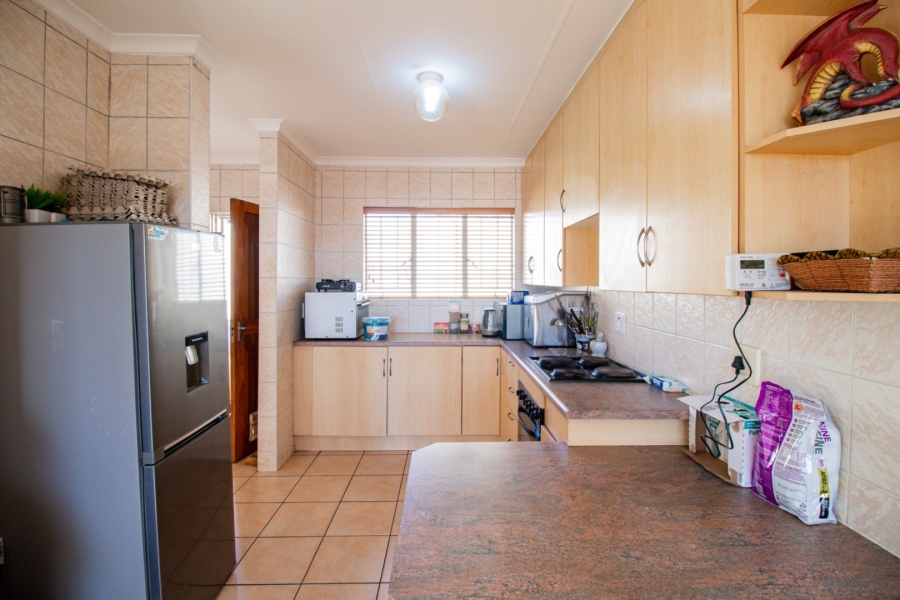 3 Bedroom Property for Sale in Birch Acres Gauteng