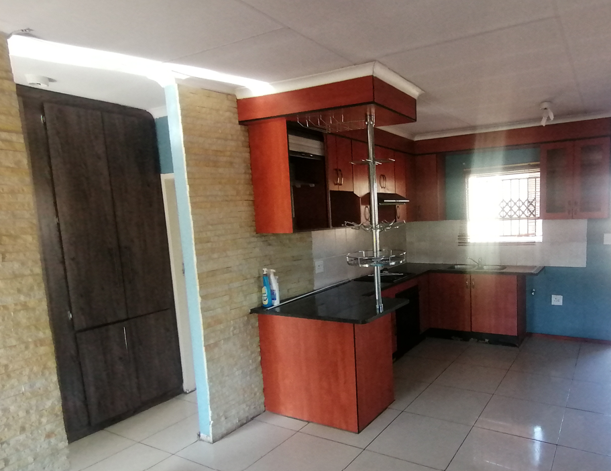 2 Bedroom Property for Sale in Heatherview Gauteng