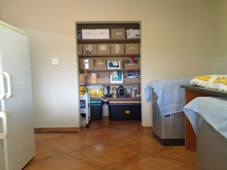 2 Bedroom Property for Sale in Hartebeeshoek Gauteng