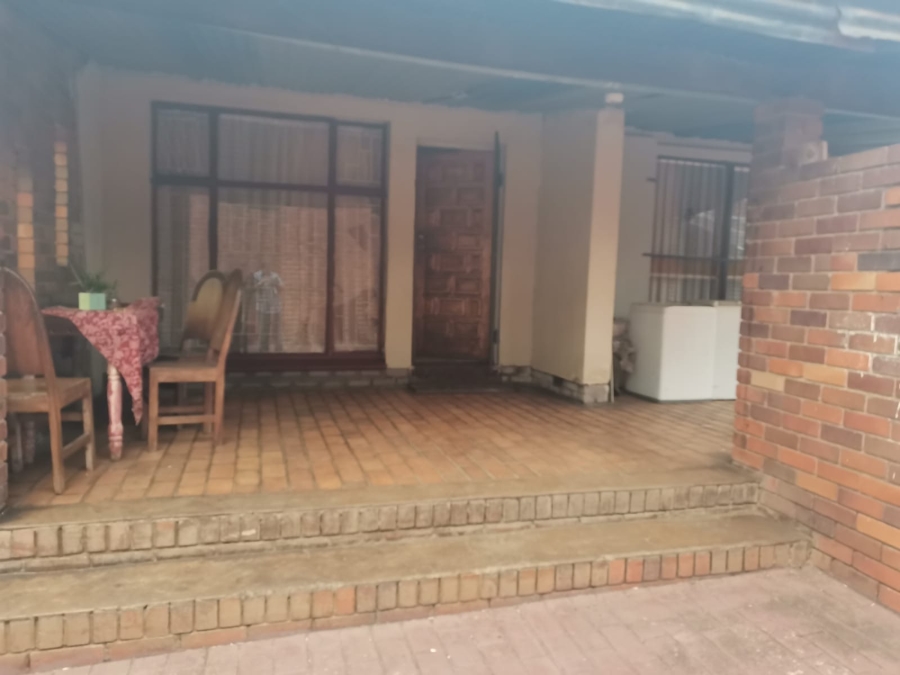 4 Bedroom Property for Sale in Danville Gauteng