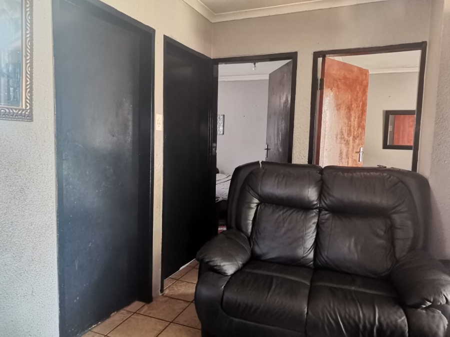 2 Bedroom Property for Sale in Mahube Valley Gauteng