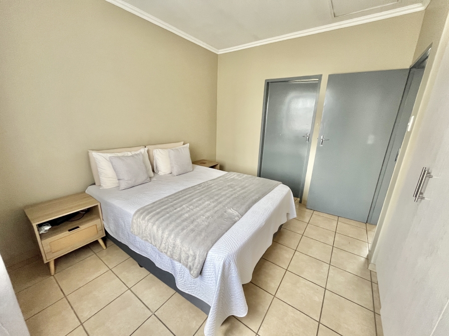 1 Bedroom Property for Sale in Noordwyk Gauteng