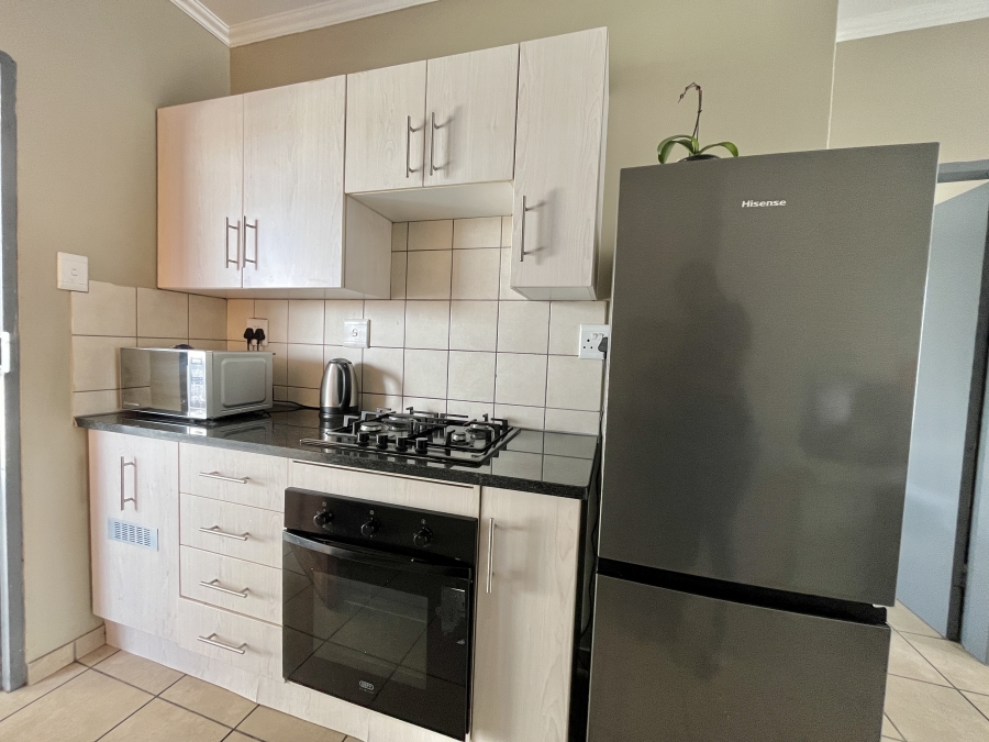 1 Bedroom Property for Sale in Noordwyk Gauteng