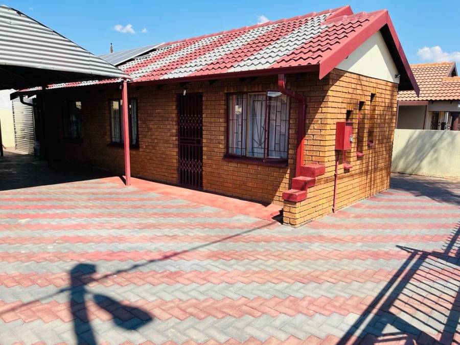 3 Bedroom Property for Sale in Soshanguve XX Gauteng