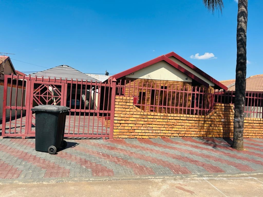 3 Bedroom Property for Sale in Soshanguve XX Gauteng