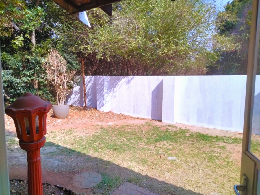 To Let 1 Bedroom Property for Rent in Beverley Gardens Gauteng