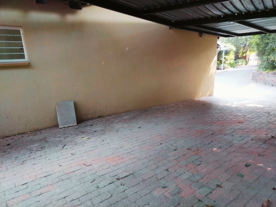 To Let 1 Bedroom Property for Rent in Beverley Gardens Gauteng