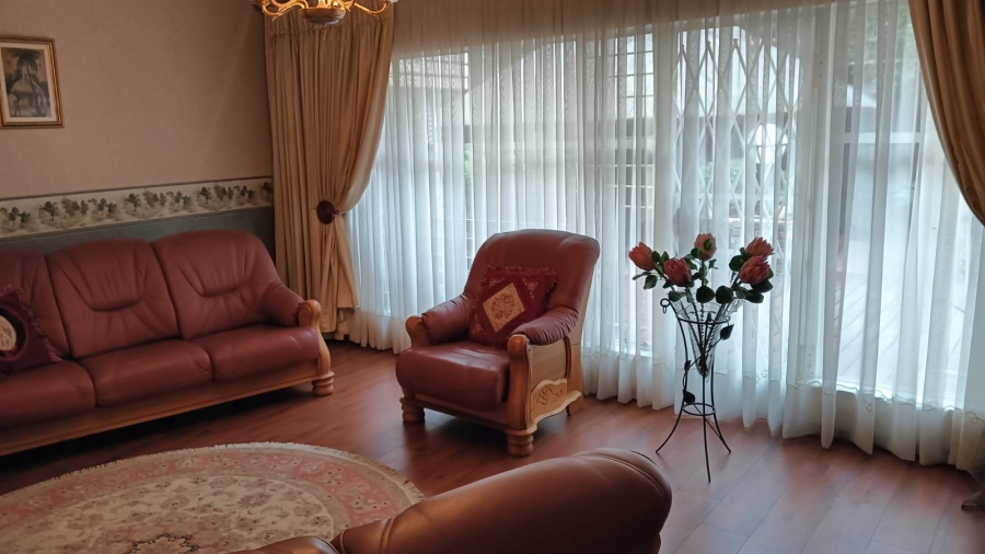 3 Bedroom Property for Sale in Edleen Gauteng