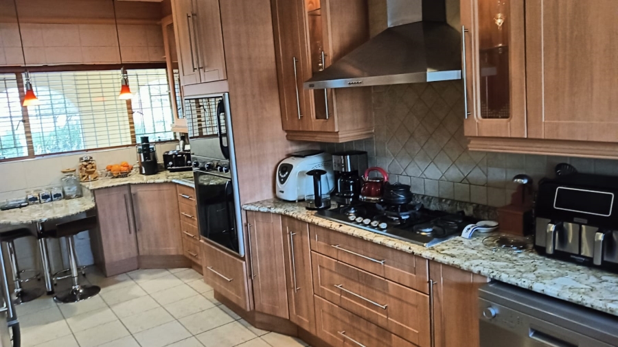 3 Bedroom Property for Sale in Edleen Gauteng