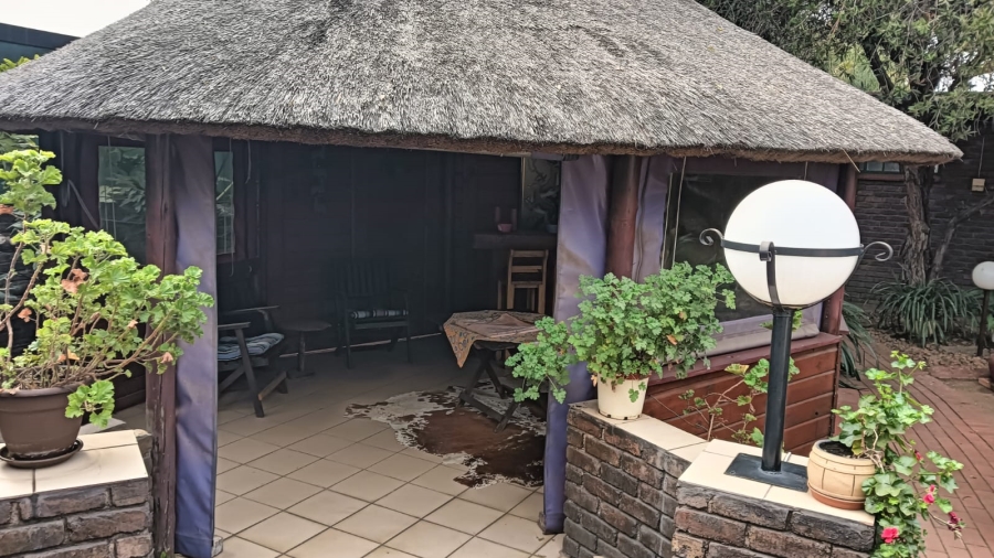 3 Bedroom Property for Sale in Edleen Gauteng