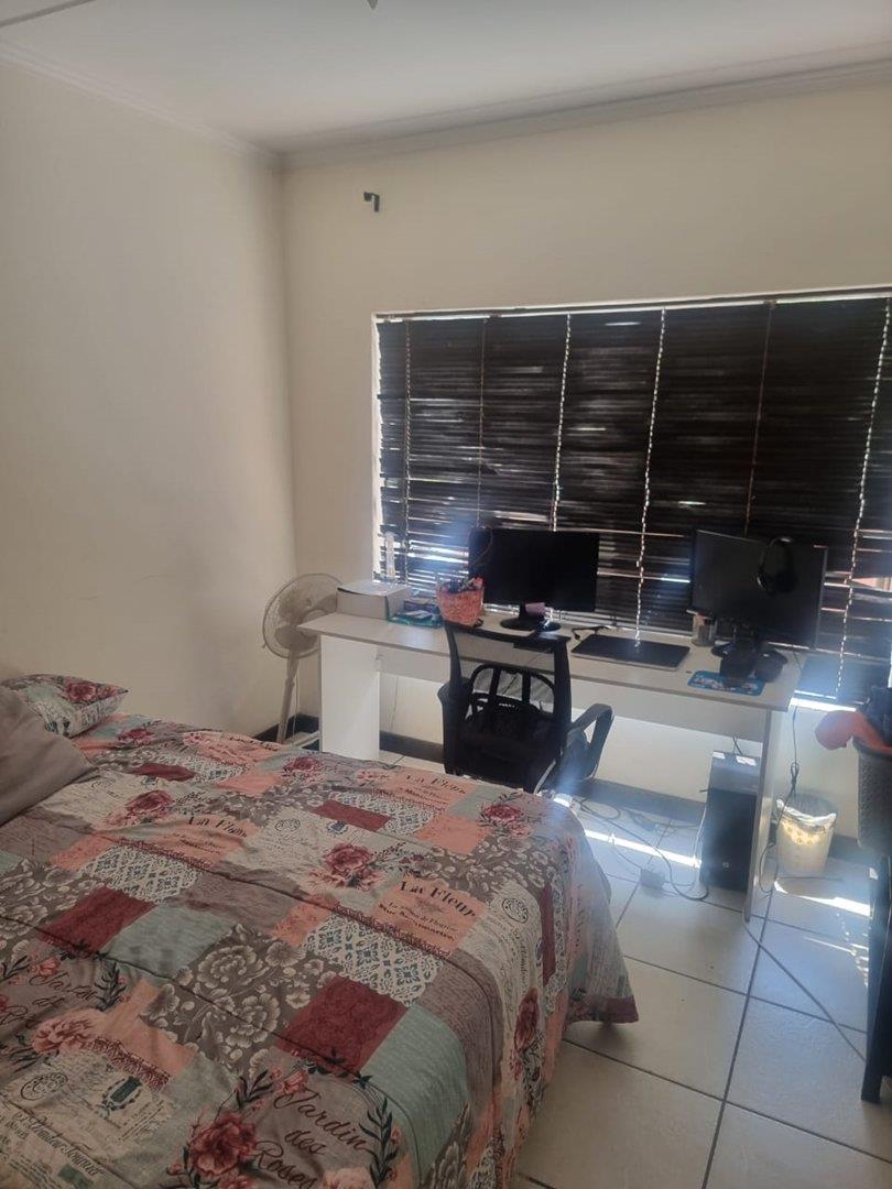 2 Bedroom Property for Sale in Sunninghill Gauteng