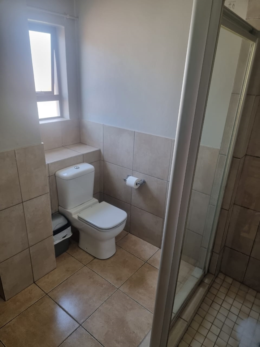 2 Bedroom Property for Sale in Sunninghill Gauteng