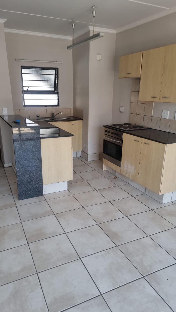 1 Bedroom Property for Sale in Sunninghill Gauteng