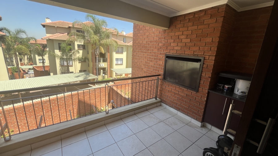 2 Bedroom Property for Sale in Sunninghill Gauteng