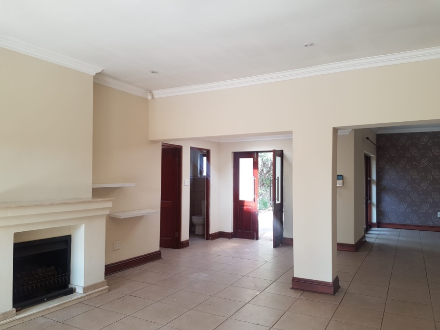 To Let 3 Bedroom Property for Rent in Norwood Gauteng