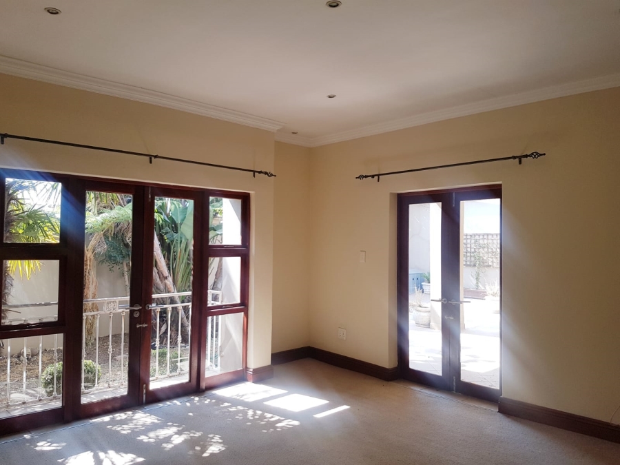 To Let 3 Bedroom Property for Rent in Norwood Gauteng