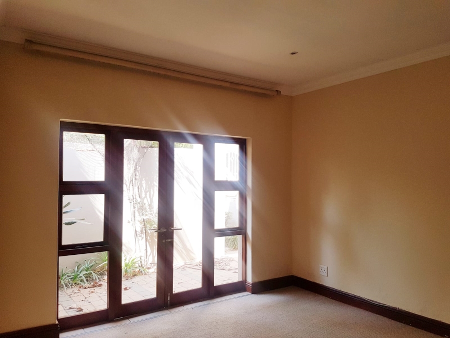 To Let 3 Bedroom Property for Rent in Norwood Gauteng