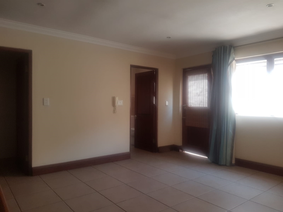 To Let 3 Bedroom Property for Rent in Norwood Gauteng