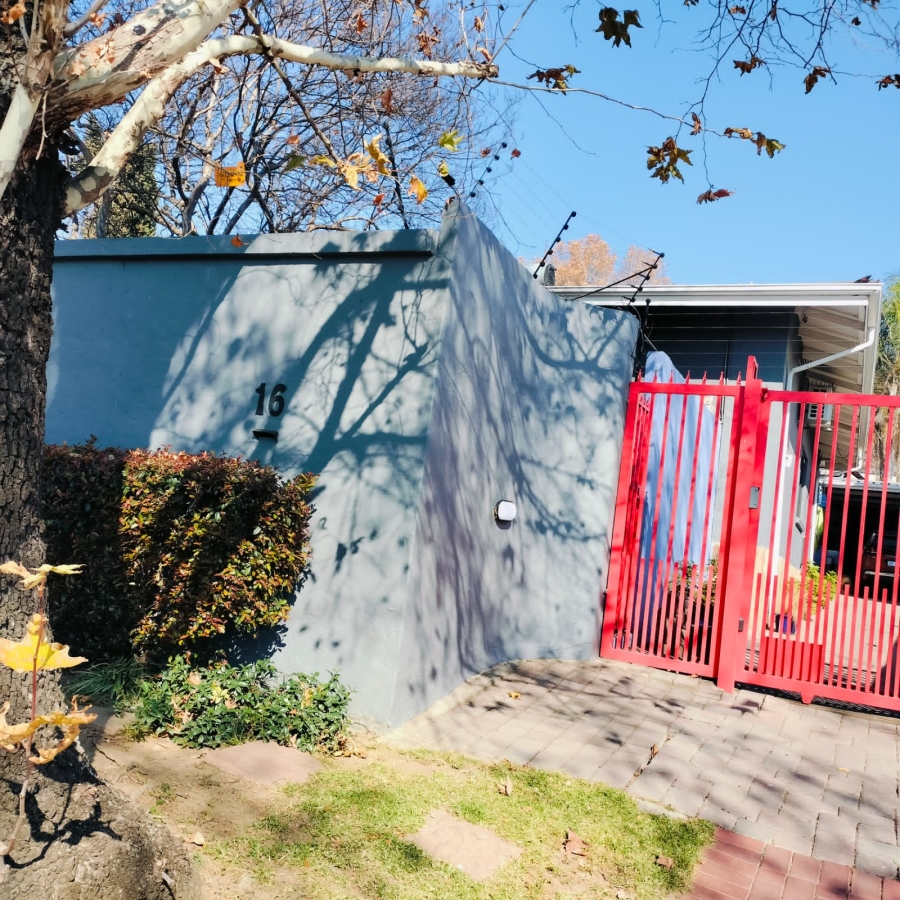 To Let 3 Bedroom Property for Rent in Norwood Gauteng