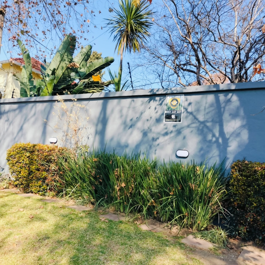 To Let 3 Bedroom Property for Rent in Norwood Gauteng