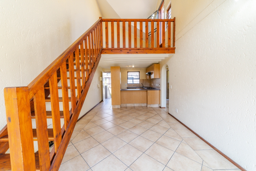 1 Bedroom Property for Sale in Lonehill Gauteng