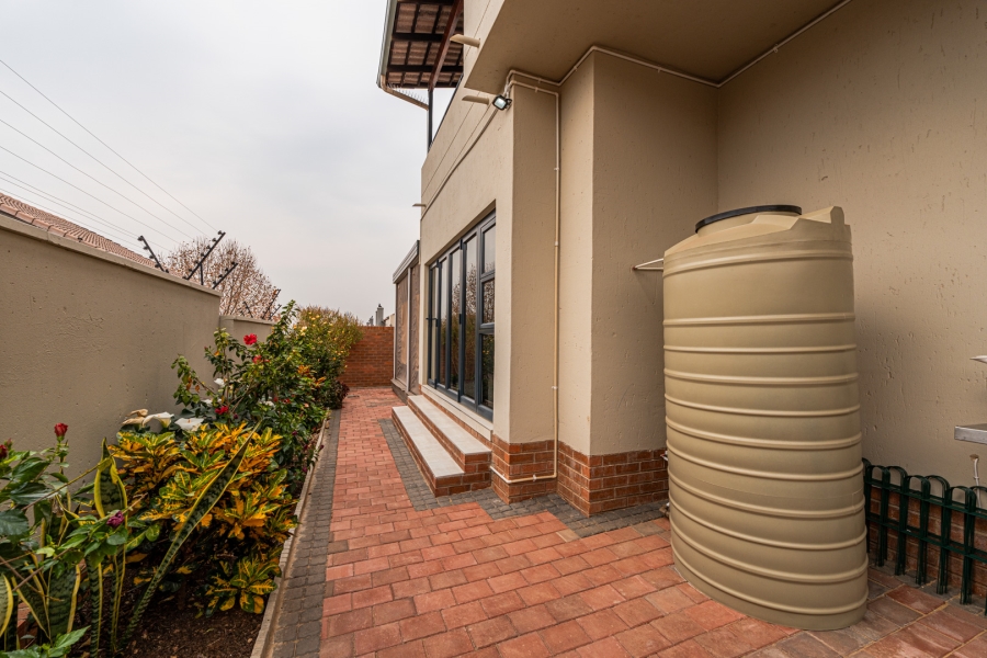 4 Bedroom Property for Sale in Amorosa Gauteng